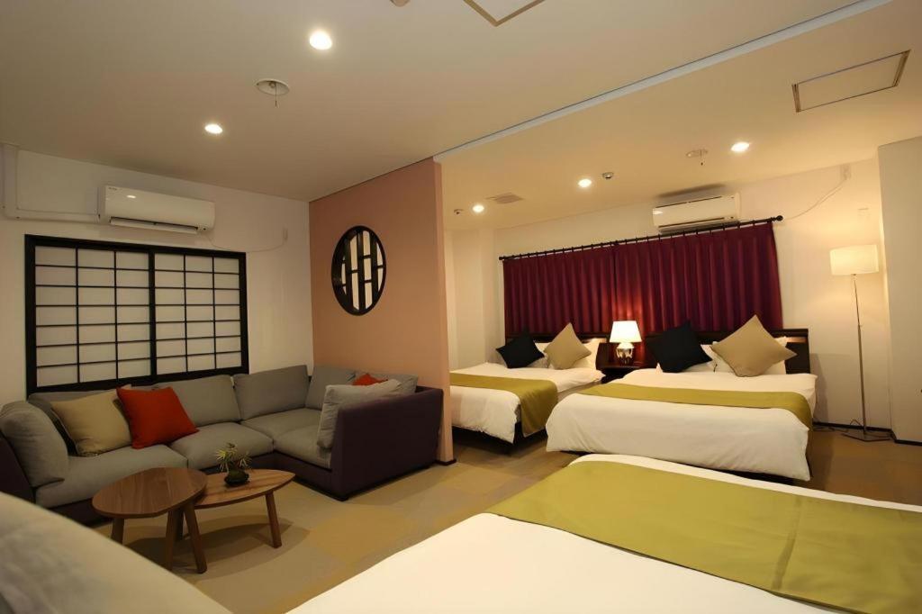 Hotel Rozy Namba 3*